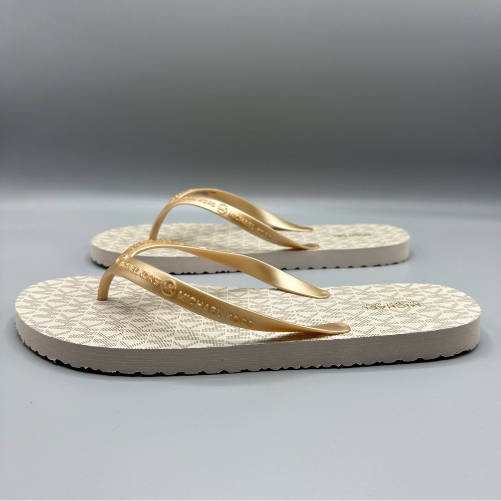 Michael Kors Logo Flip Flops Summer Flats Women’s Size 10M